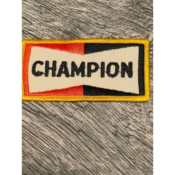 Vintage Champion spark plugs Embroidered Patch Automobilia collectors gift - Picture 2 of 5